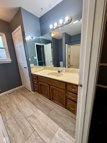 $360,000 | 401 San Carlos Drive, Greenwood, IN 46142