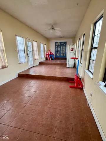 $360,000 | 401 San Carlos Drive, Greenwood, IN 46142