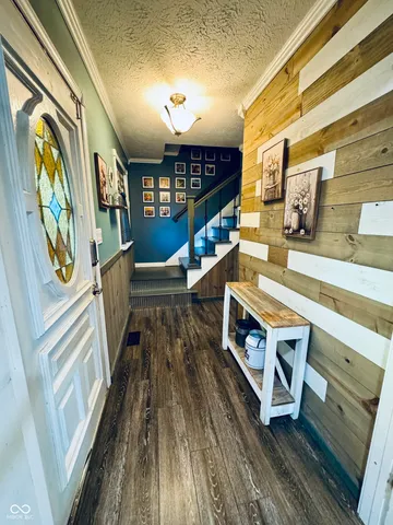 $360,000 | 401 San Carlos Drive, Greenwood, IN 46142