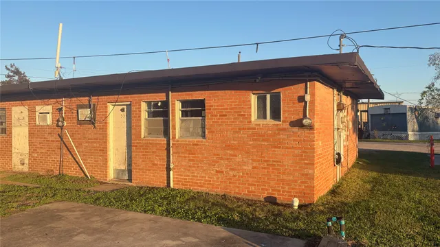 $650 | 2001 North Brazosport Boulevard, Freeport, TX 77541