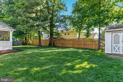 $825,000 | 1420 Cuttermill Court, Herndon, VA 20170