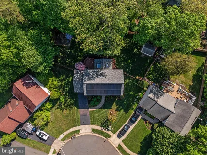 $825,000 | 1420 Cuttermill Court, Herndon, VA 20170