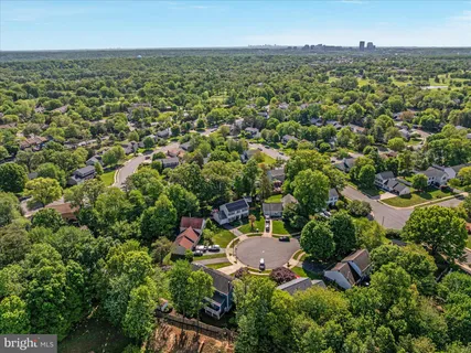 $825,000 | 1420 Cuttermill Court, Herndon, VA 20170