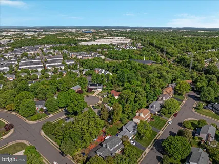 $825,000 | 1420 Cuttermill Court, Herndon, VA 20170