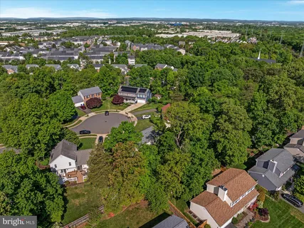 $825,000 | 1420 Cuttermill Court, Herndon, VA 20170
