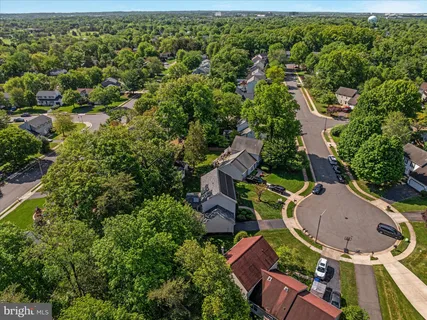 $825,000 | 1420 Cuttermill Court, Herndon, VA 20170