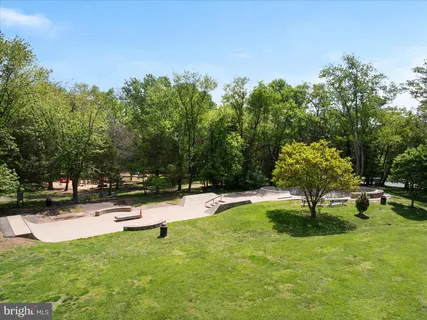 $825,000 | 1420 Cuttermill Court, Herndon, VA 20170