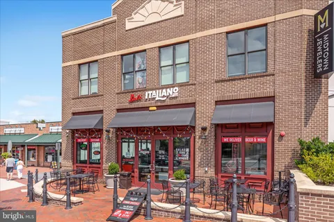 $825,000 | 1420 Cuttermill Court, Herndon, VA 20170