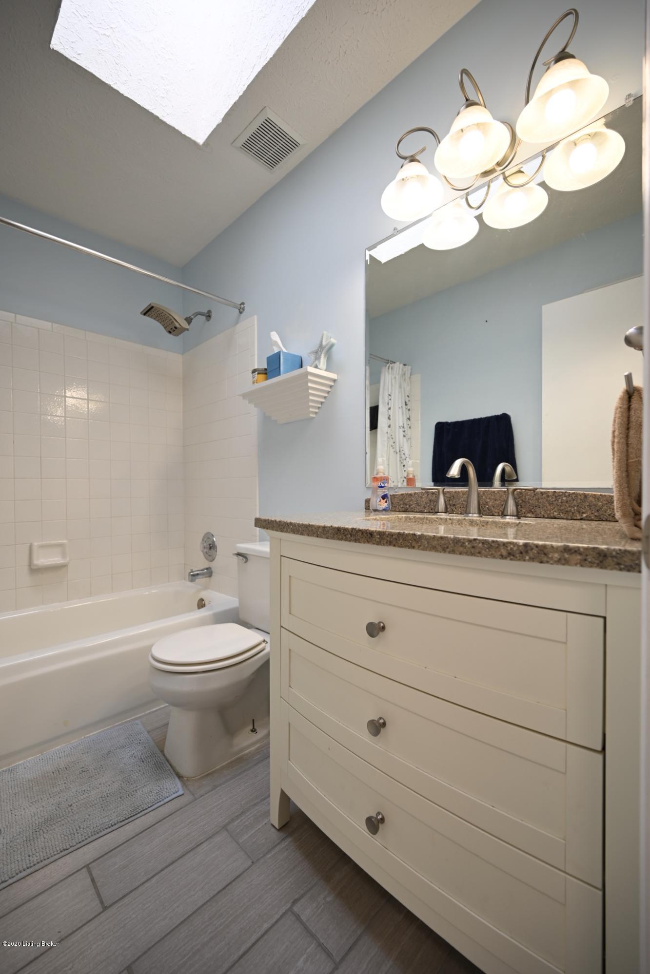 7110 Ridge Creek Road Louisville, KY 40291 - Photo 21 of 41 8078C999-7798-41DD-AE8E-0C99F0AFA7EB_1_2