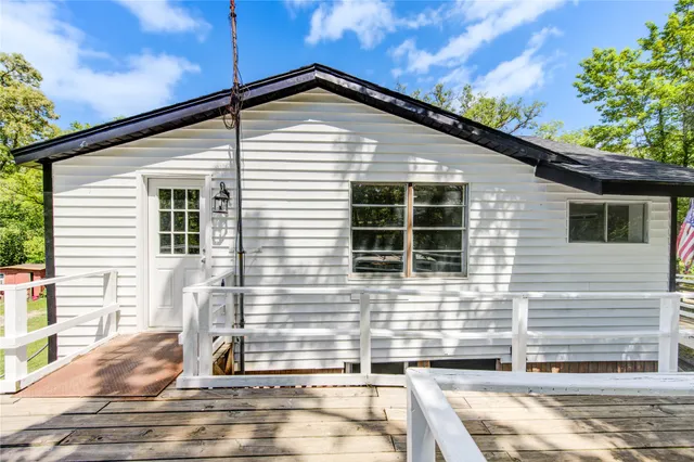 $2,395 | 15170 McRae Lake, Conroe, TX 77303