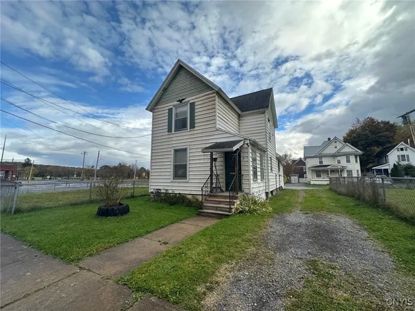 $79,900 | 11 Hoefler Avenue, German Flatts, NY 13357