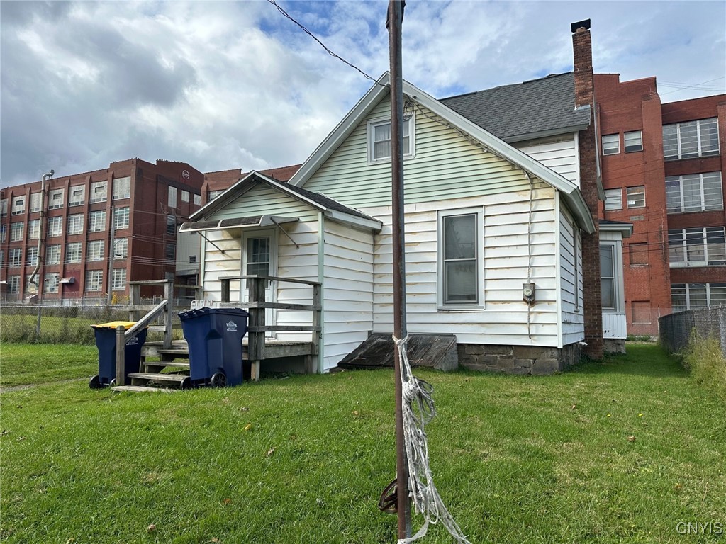 11 Hoefler Avenue German Flatts, NY 13357 - Photo 3 of 18