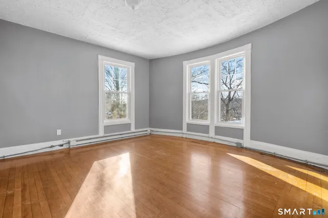 $489,900 | 484 Waterville Street, Waterbury, CT 06710