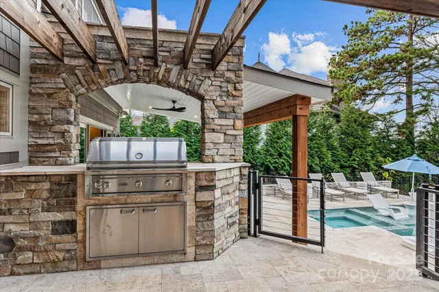 $5,750,000 | 16407 Jetton Road, Cornelius, NC 28031