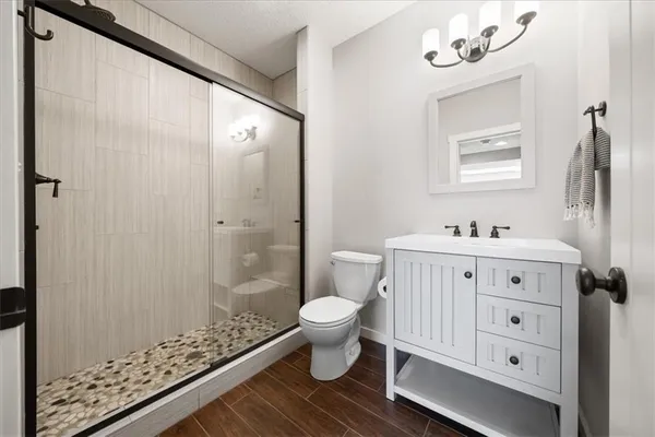 $1,250,000 | 14104 Bluejacket Street, Overland Park, KS 66221