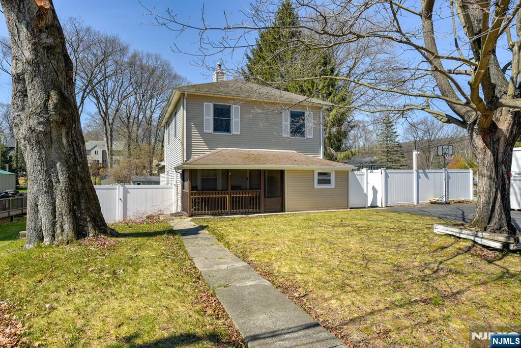 36 Decker Avenue Butler, NJ 07405 - Photo 2 of 40