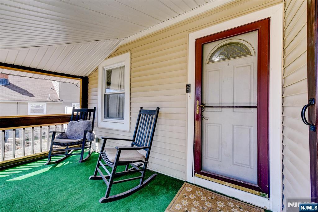 36 Decker Avenue Butler, NJ 07405 - Photo 3 of 40