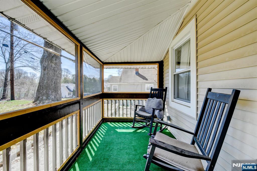 36 Decker Avenue Butler, NJ 07405 - Photo 4 of 40
