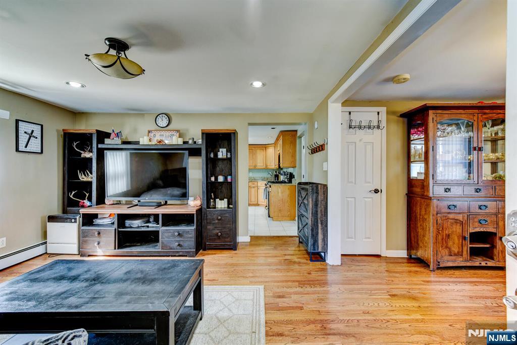 36 Decker Avenue Butler, NJ 07405 - Photo 5 of 40