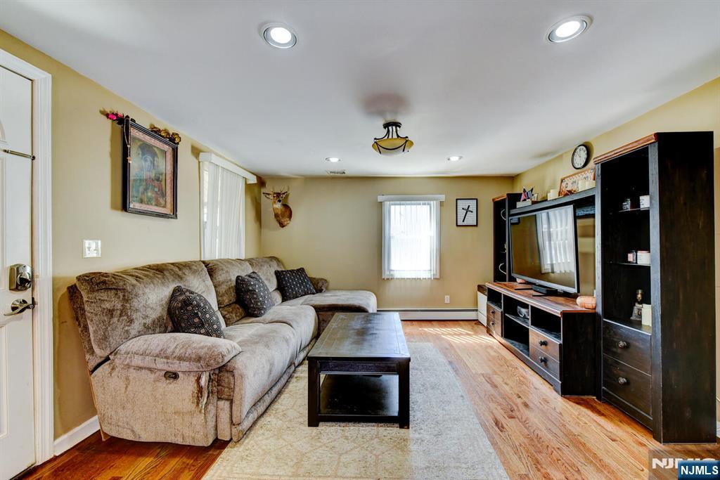 36 Decker Avenue Butler, NJ 07405 - Photo 7 of 40