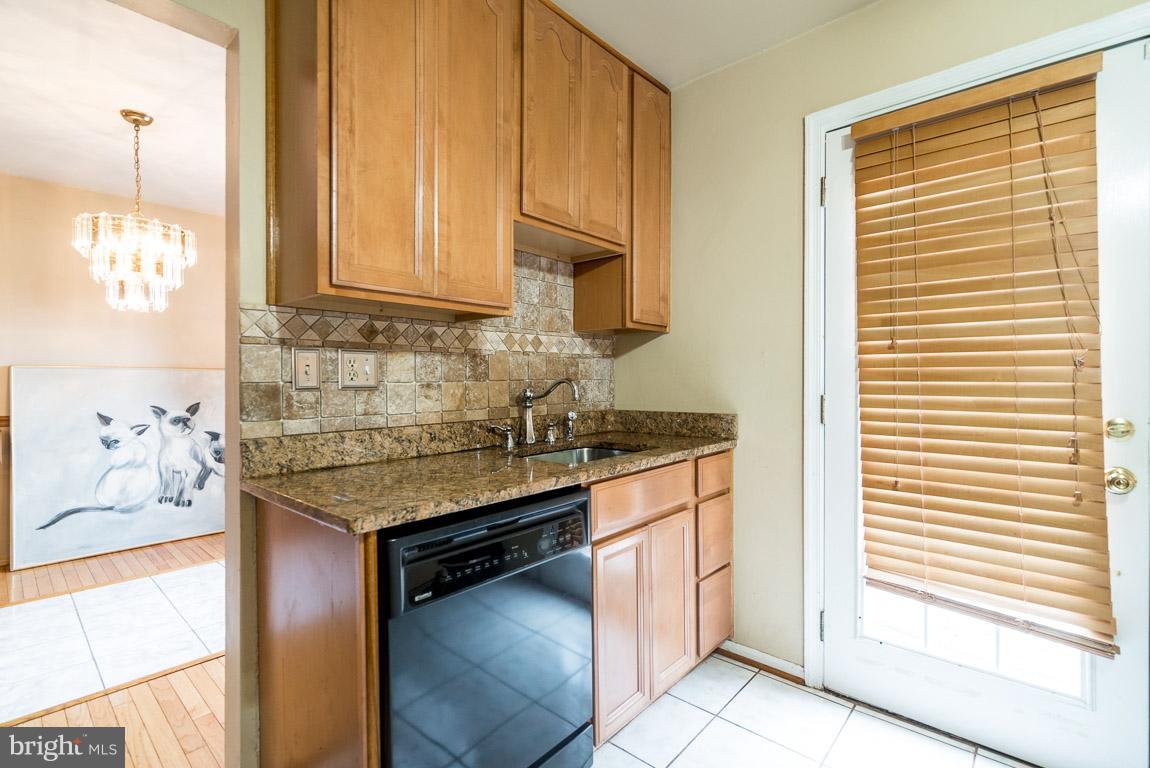 3768 Stonesboro Road Fort Washington, MD 20744 - Photo 5 of 30 Kitchen