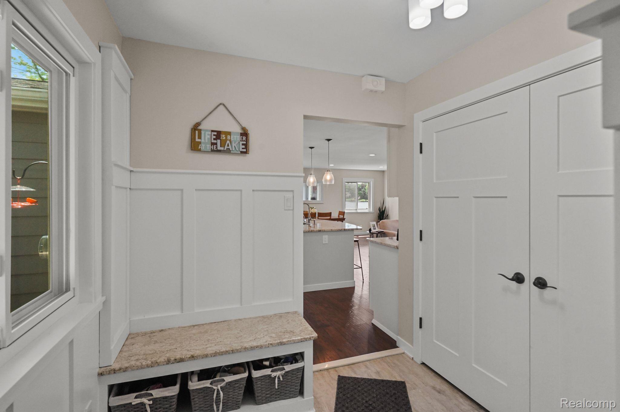6229 Mabley Hill Road Fenton, MI 48430 - Photo 14 of 57 Totally updated inside starting with this entry
