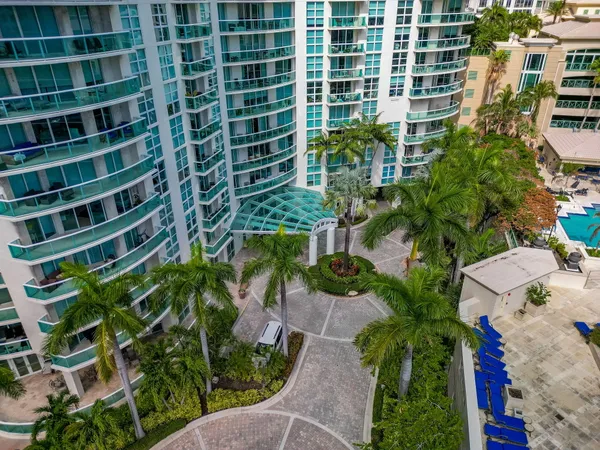 $5,000 | 347 North New River Drive East, Unit 610, Fort Lauderdale, FL 33301