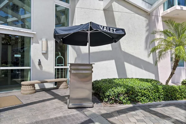 $5,000 | 347 North New River Drive East, Unit 610, Fort Lauderdale, FL 33301