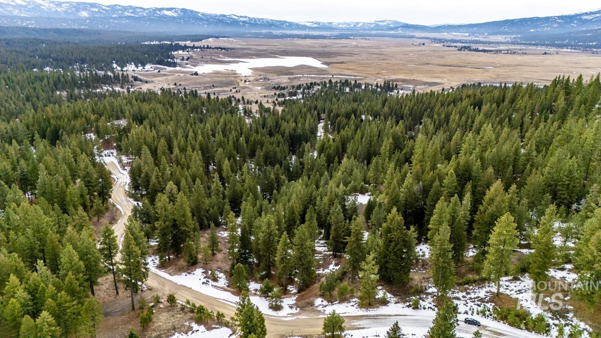 13 Sarah Way Cascade, ID 83611 - Photo 11 of 14