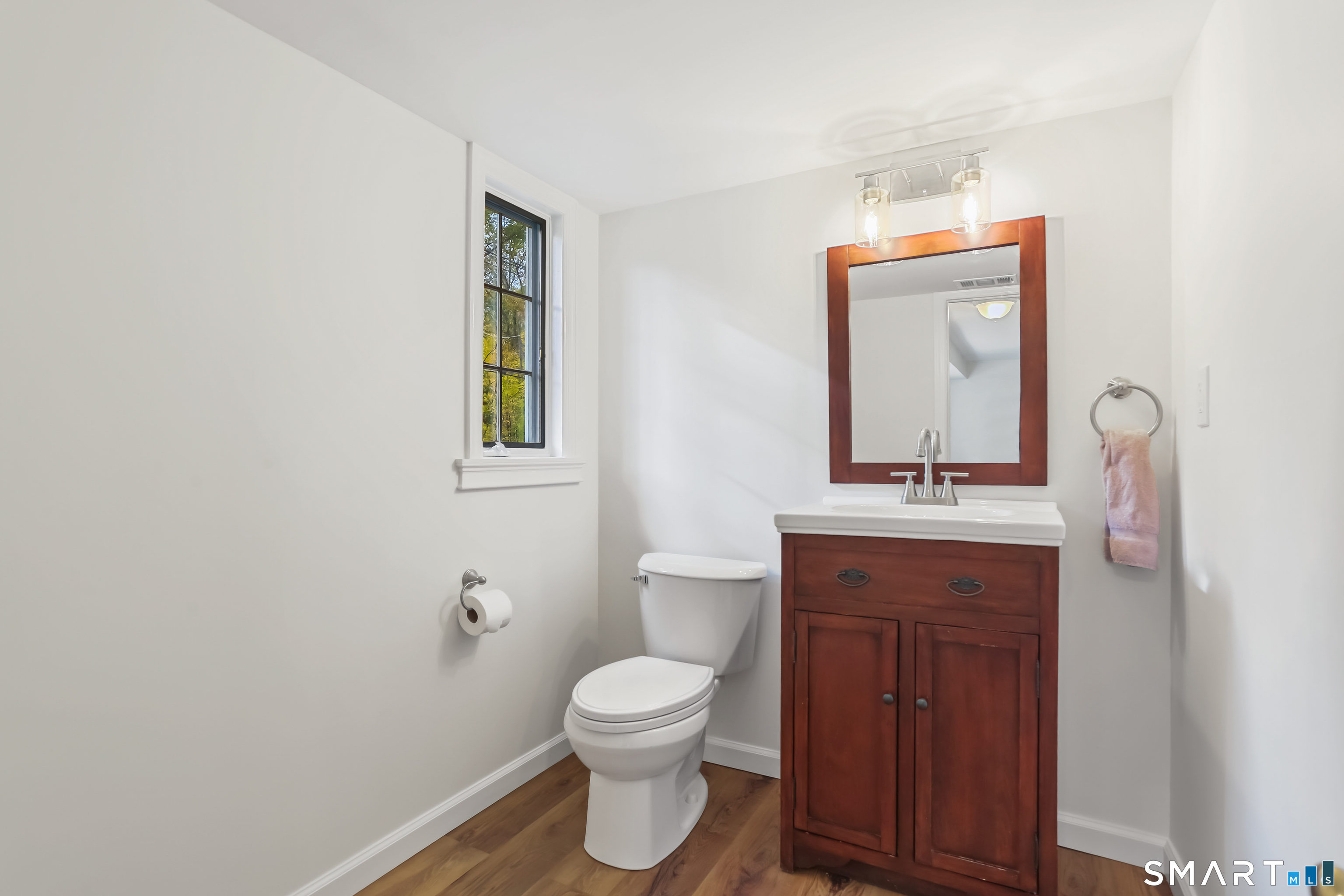 172 Mather Street Wilton, CT 06897 - Photo 18 of 31
