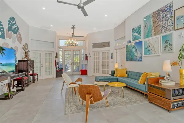 $1,500,000 | 746 Plymouth Street, Sarasota, FL 34242