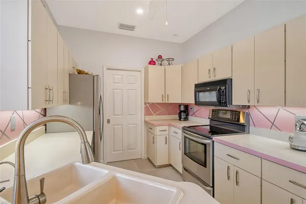$1,500,000 | 746 Plymouth Street, Sarasota, FL 34242
