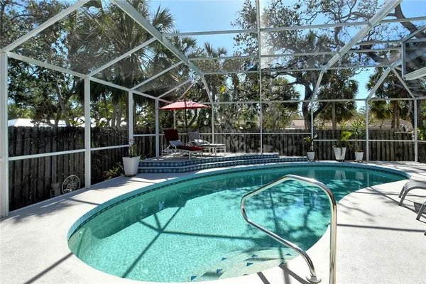 $1,500,000 | 746 Plymouth Street, Sarasota, FL 34242