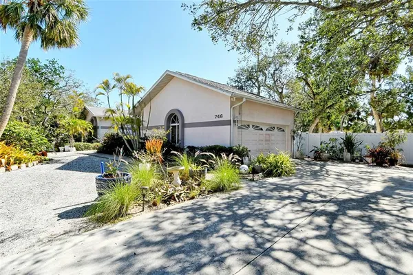 $1,500,000 | 746 Plymouth Street, Sarasota, FL 34242