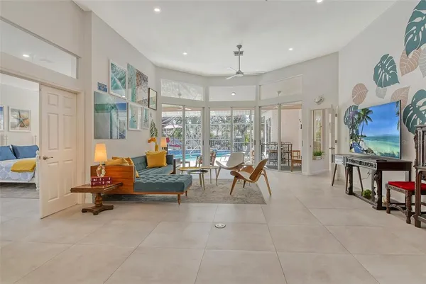 $1,500,000 | 746 Plymouth Street, Sarasota, FL 34242