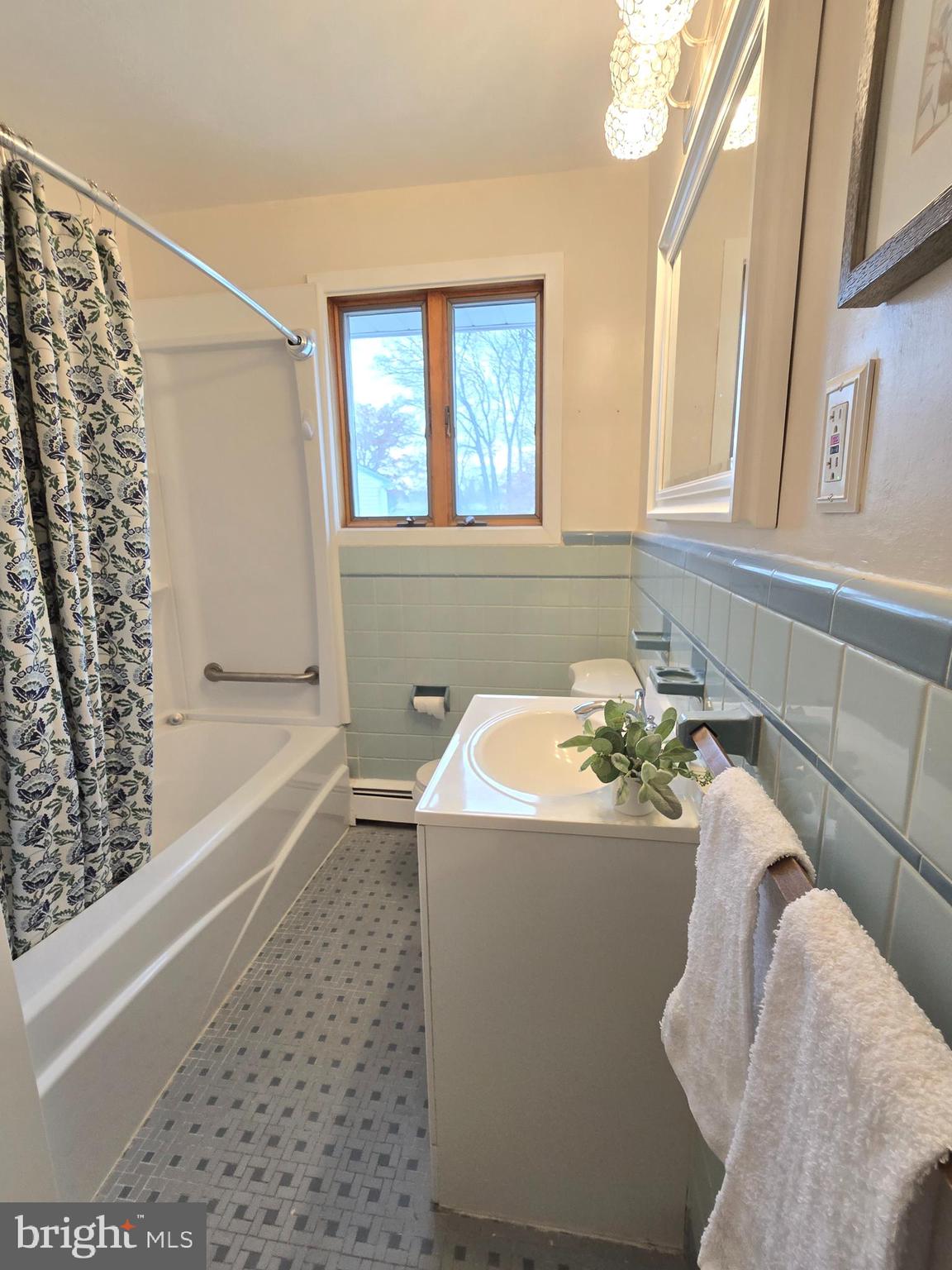 120 East Center Avenue Maple Shade, NJ 08052 - Photo 27 of 34 a bathroom with a bathtub and shower