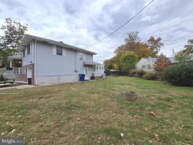 $385,000 | 120 East Center Avenue, Maple Shade, NJ 08052