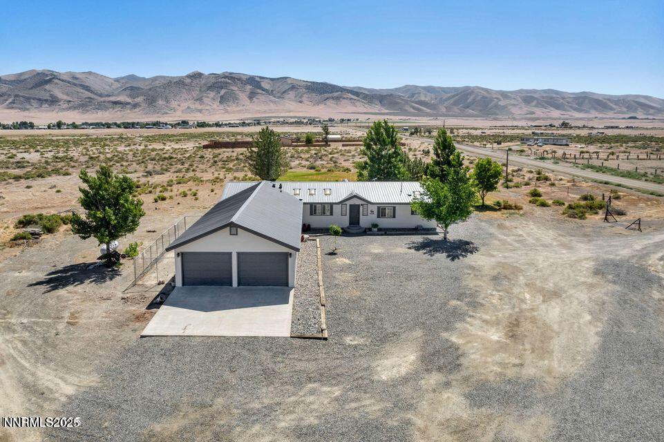 1625 Youngberg Road Winnemucca, NV 89445 - Photo 2 of 2 a view of a terrace with a lake view