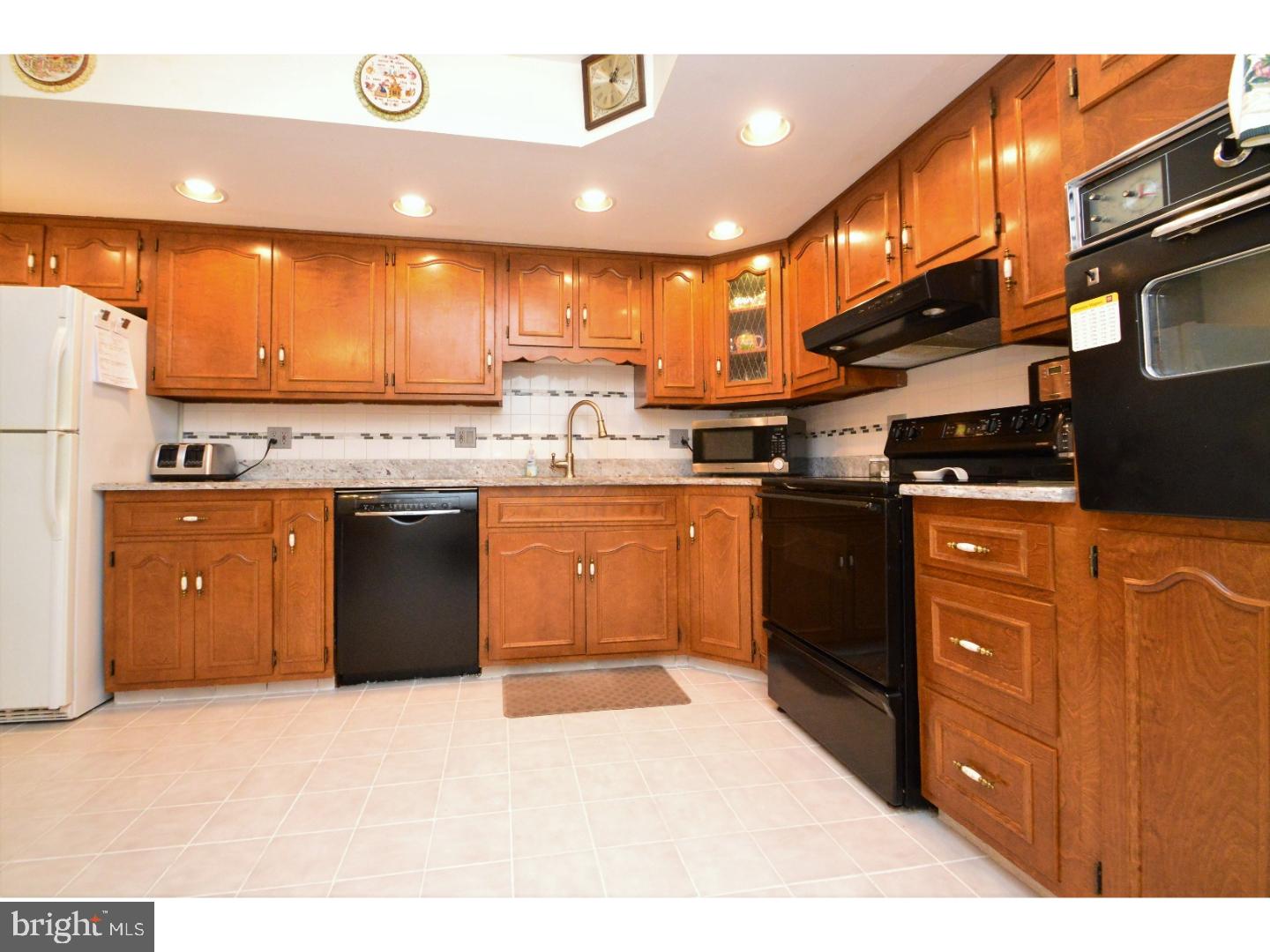 1105 Nemeth Road Coopersburg, PA 18036 - Photo 4 of 24 Gallery Image 4