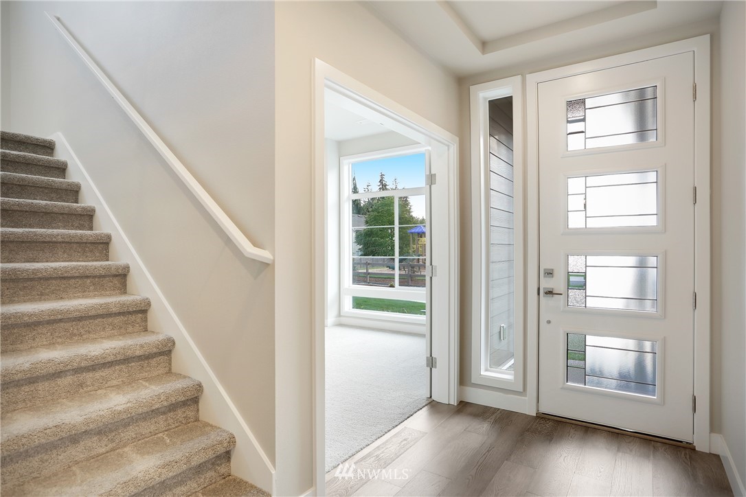 917 South 49th Street Renton, WA 98055 - Photo 3 of 14 Gallery Image 3