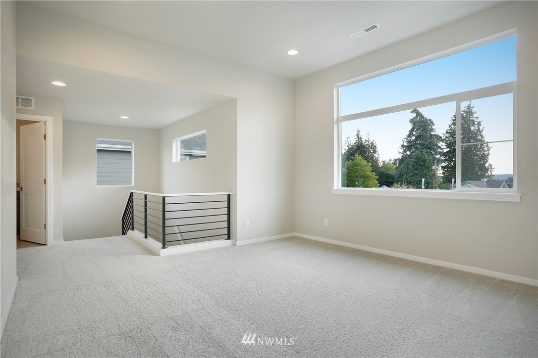 917 South 49th Street Renton, WA 98055 - Photo 10 of 14 Gallery Image 10