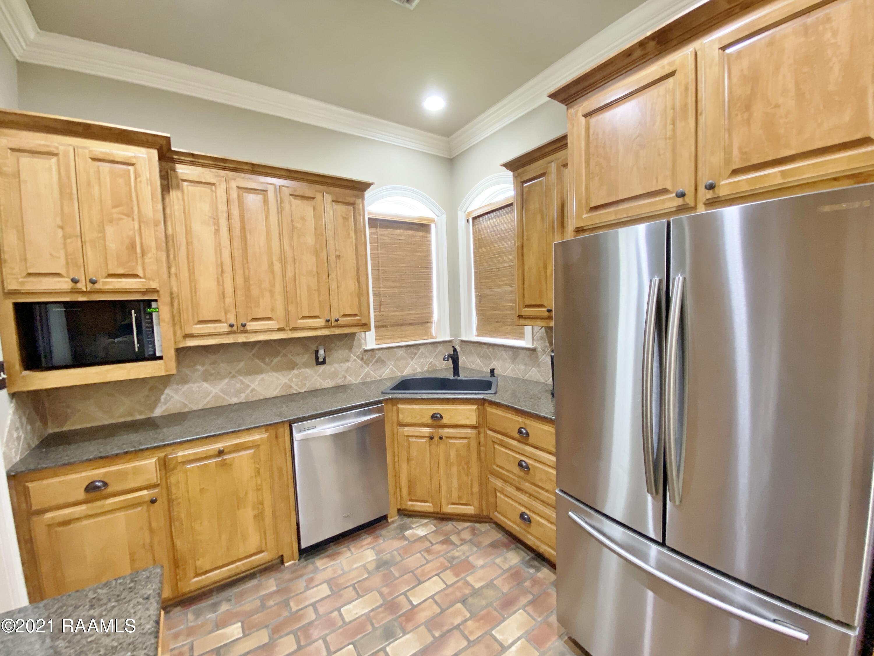 103 Rue Nydia Rayne, LA 70578 - Photo 8 of 37 Gallery Image 8