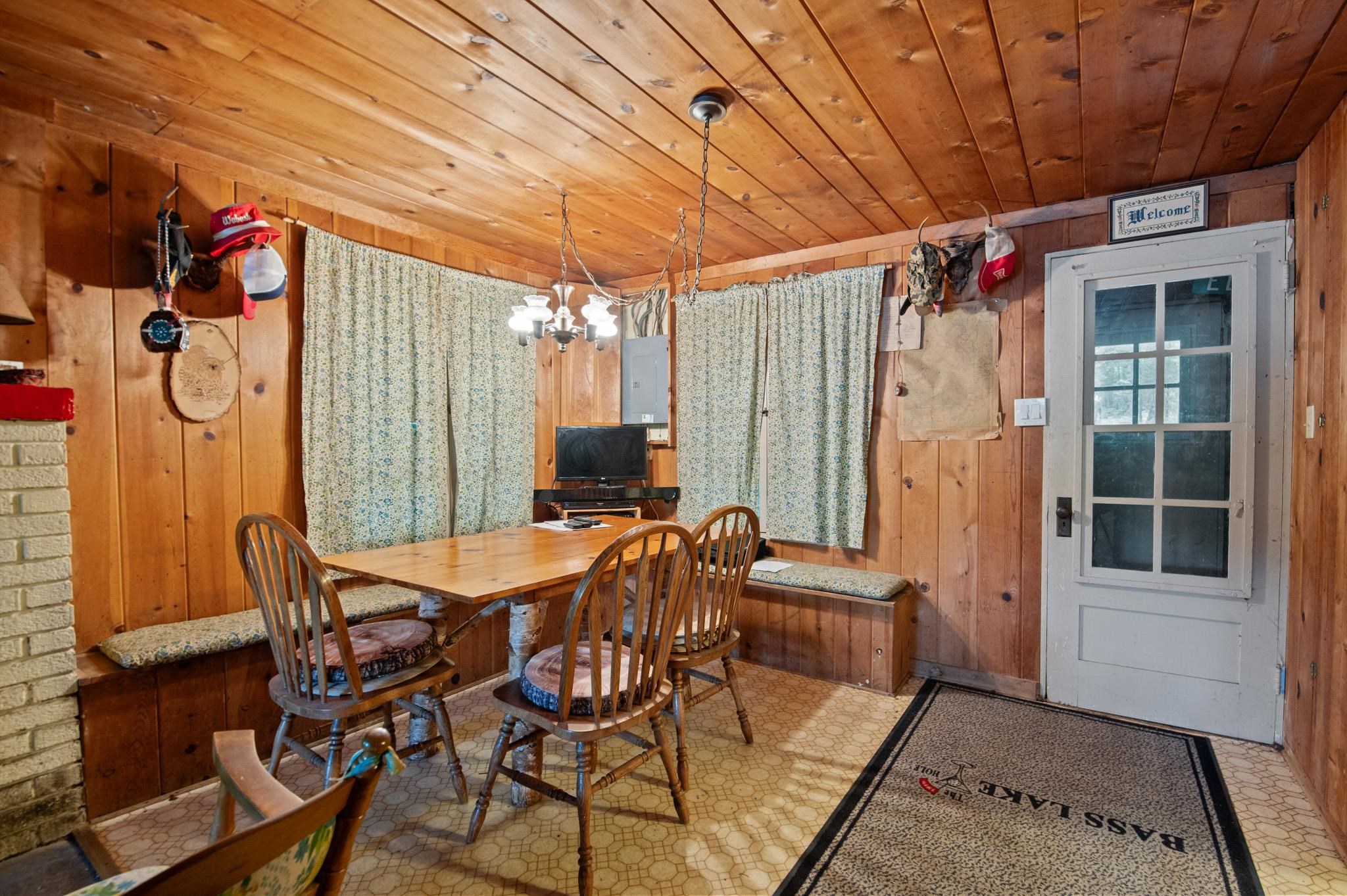 N7530 Black Oak Road Deerbrook, WI 54424 - Photo 8 of 30