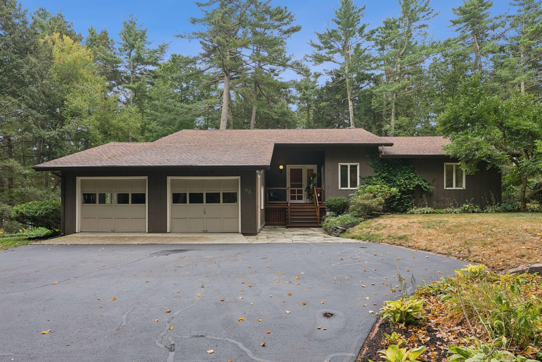 98 Blackstrap Road Falmouth, ME 04105 - Photo 4 of 60 1_DSC07131