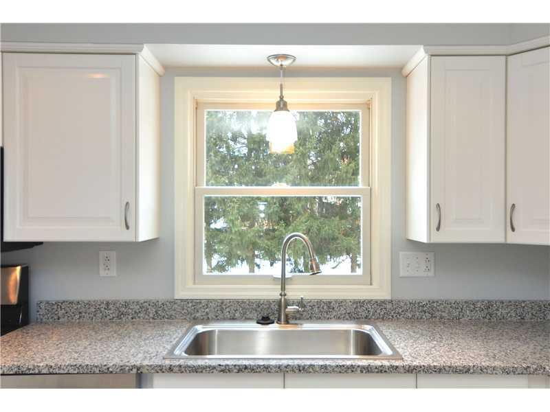 287 Hays Road Upper St. Clair, PA 15241 - Photo 13 of 25 Kitchen.