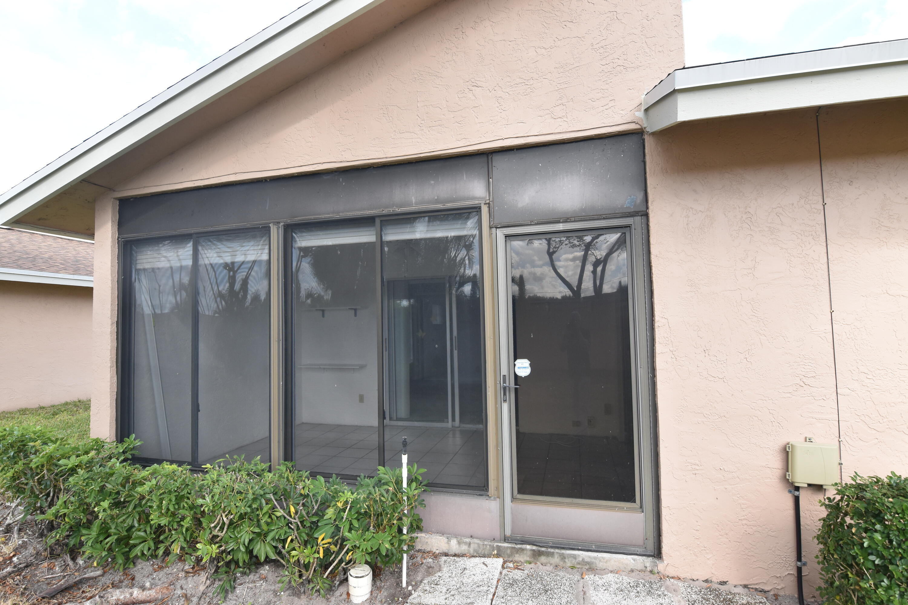 8196 Summerbreeze Lane Boca Raton, FL 33496 - Photo 20 of 35 Patio