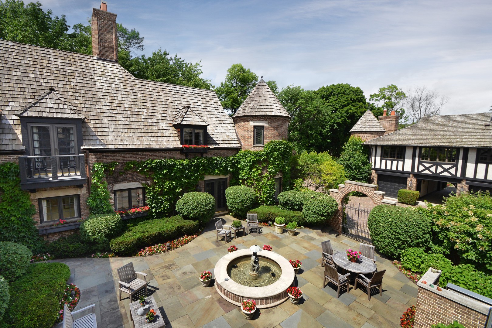 1490 Lake Road Lake Forest, IL 60045 - Photo 20 of 22