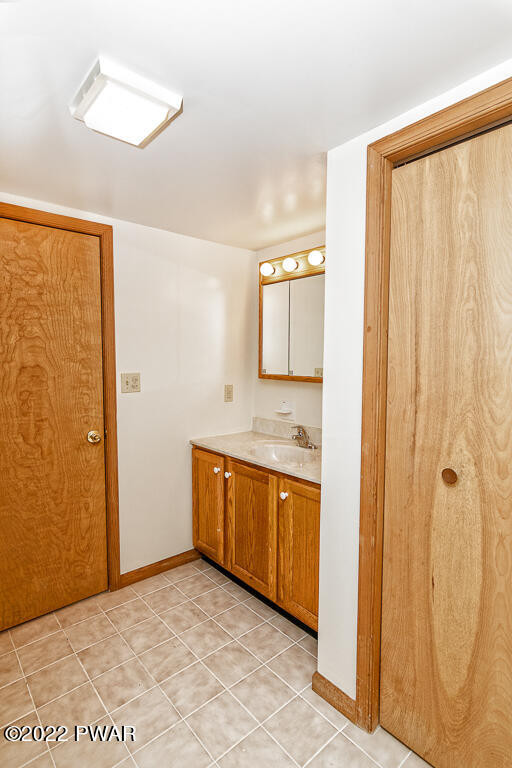 2126 Sparrow Road Bushkill, PA 18324 - Photo 29 of 55 upstairs bathroom