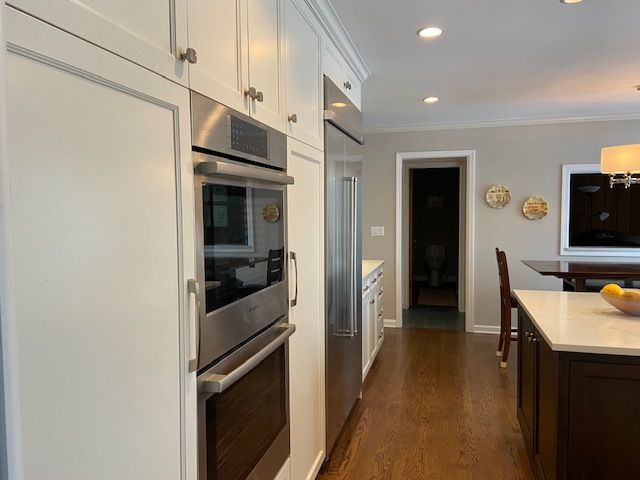 $679,000 | 990 Summit Drive, Deerfield, IL 60015