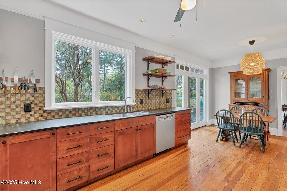 260 North Ridge Street Southern Pines, NC 28387 - Photo 11 of 47 PaperStone Countertops